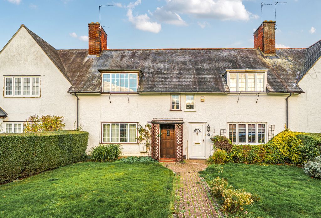 Property photo 1 of 11 1376200-4-691c997...