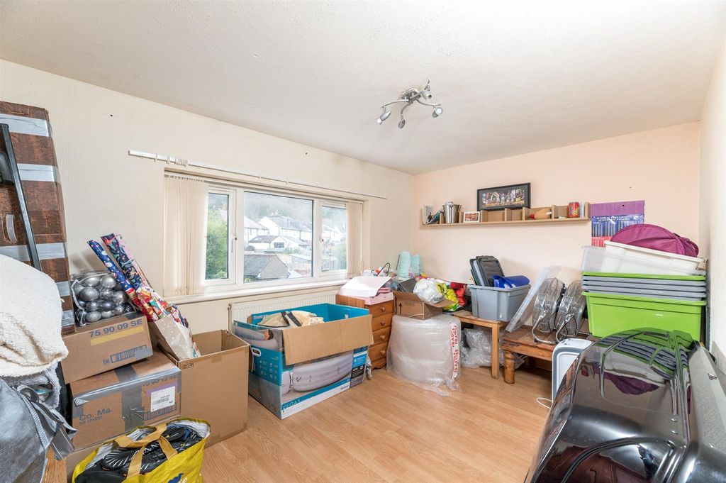 Additional image 16 of 4 bed semi-detached house for saleCaxton Road, Otley LS21