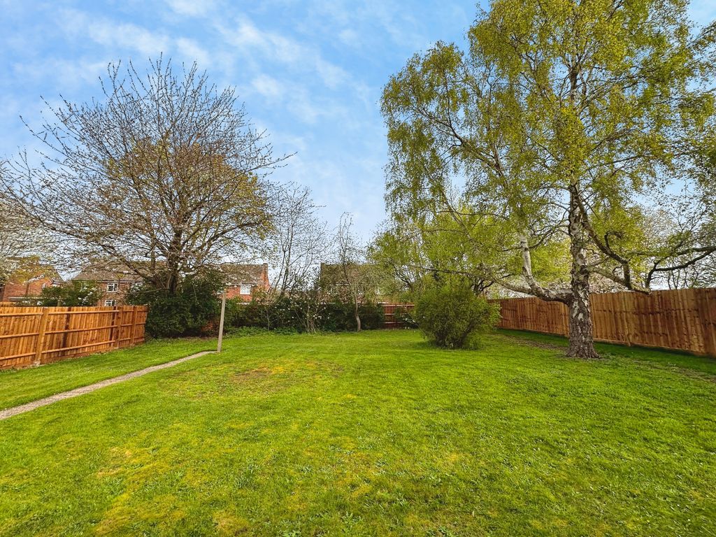 Property photo 2 of 22 Image