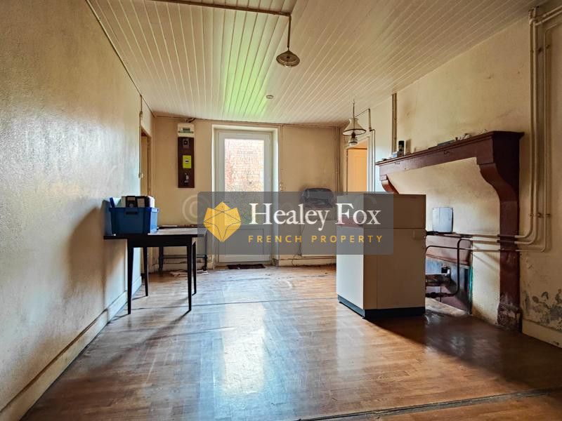 Property photo 3 of 19