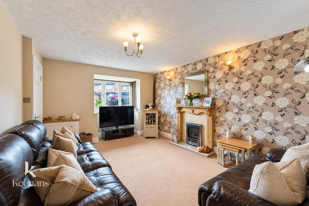 Property photo 1 of 38