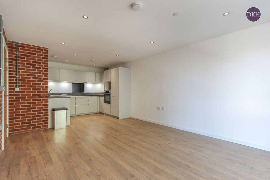 Property photo 3 of 9 Picture No. 06