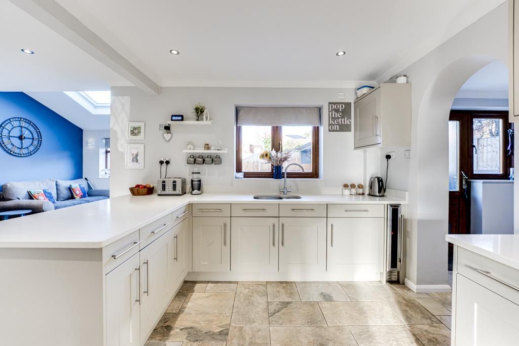 Property photo 3 of 37 8 Vickers Close, Rothwell-15.Jpg