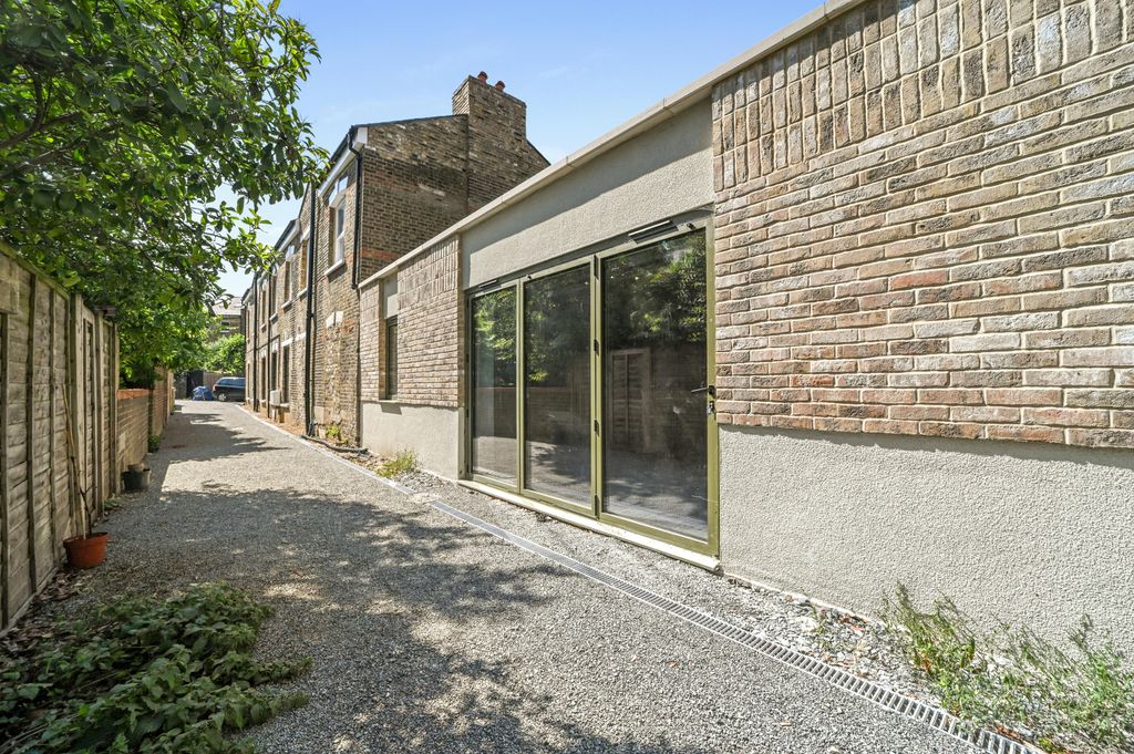 Property photo 1 of 9 MD-Bc-44Astmarksrise-4.Jpg
