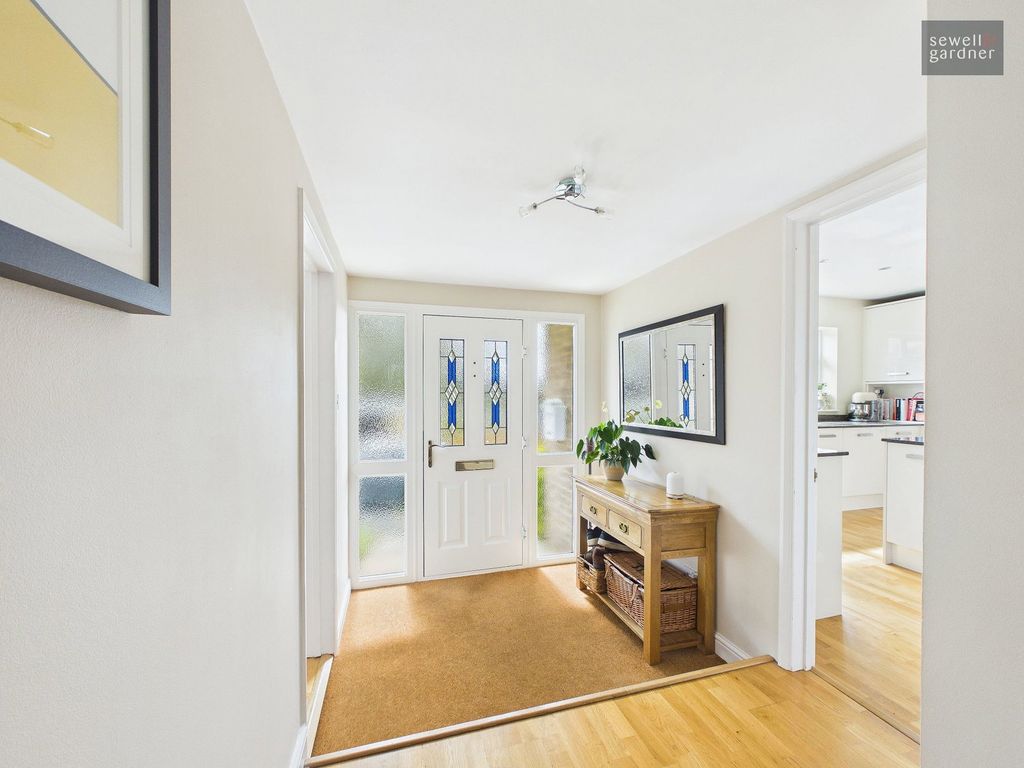 Property photo 3 of 24