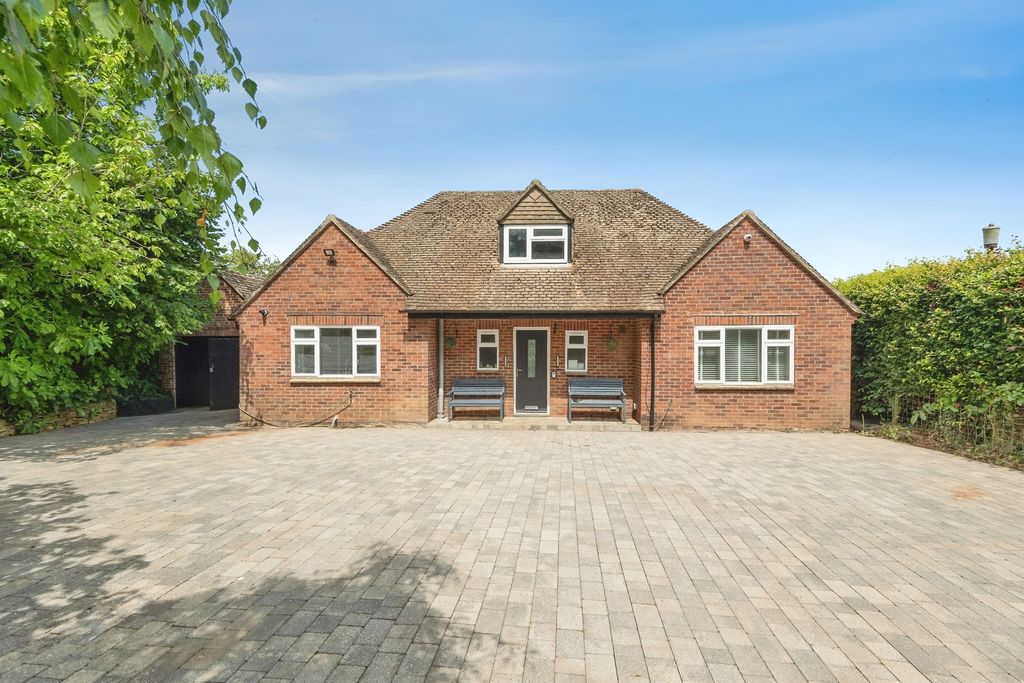 Property photo 1 of 18