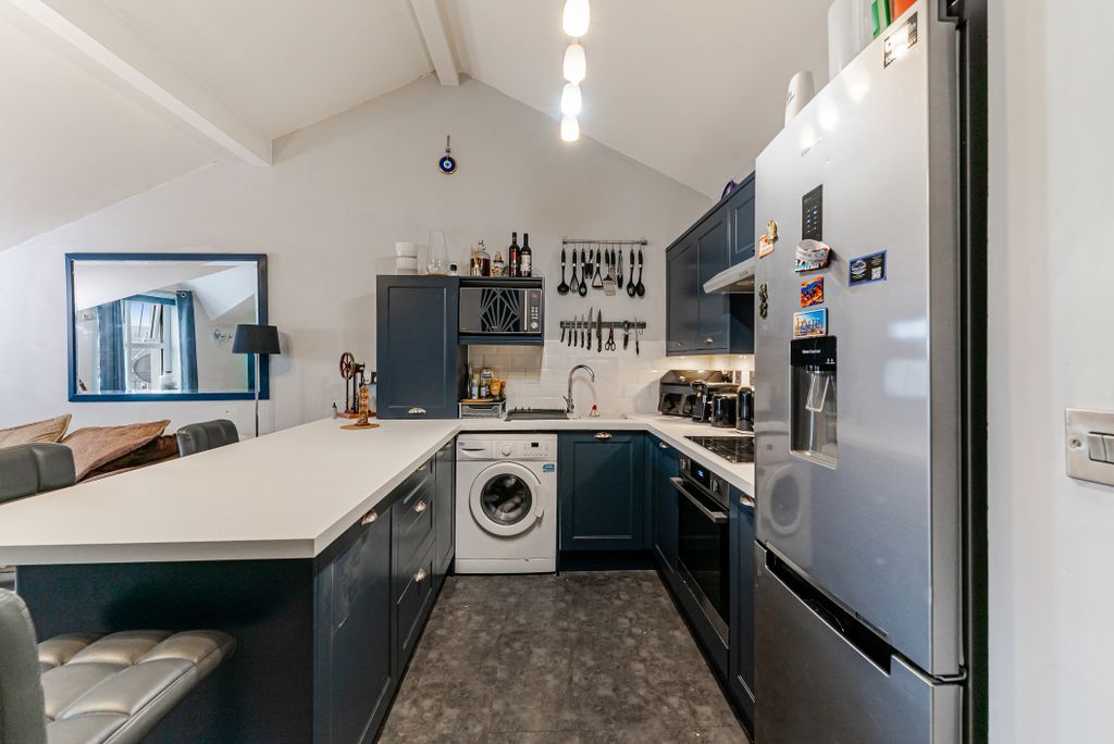 Property photo 3 of 14 Gallery