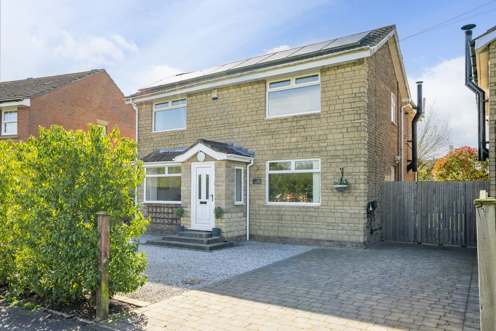 Property photo 1 of 22 Front (Exterior)