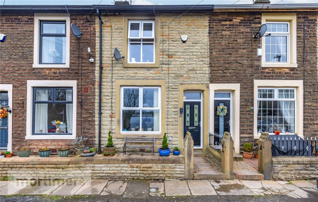 Property photo 1 of 24 Front External