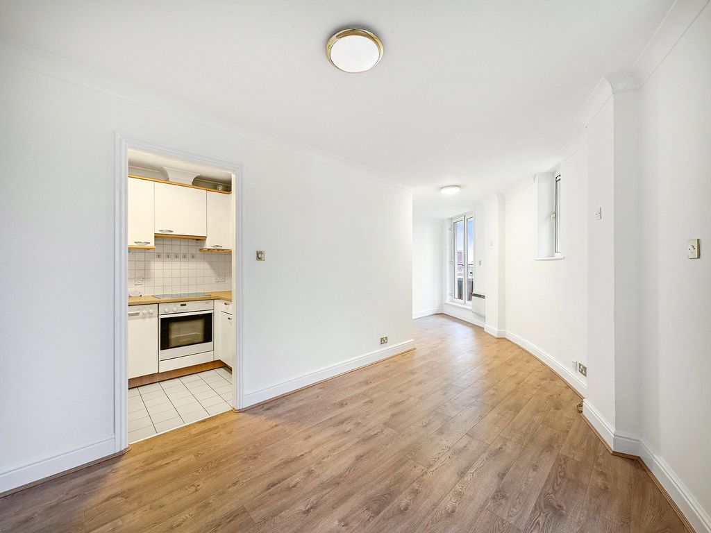 Property photo 1 of 14 Stamford Gate House