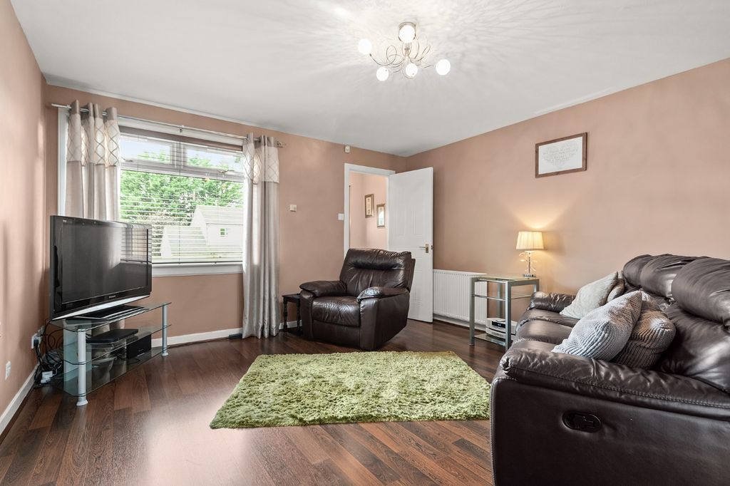 Property photo 3 of 23 5267967
