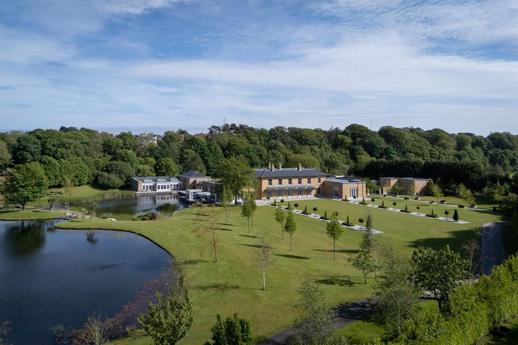 Property photo 1 of 107 052604-Themeadows-Widerlandscape-Jamesbrookman-Rob