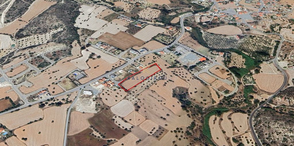 Property photo 3 of 3