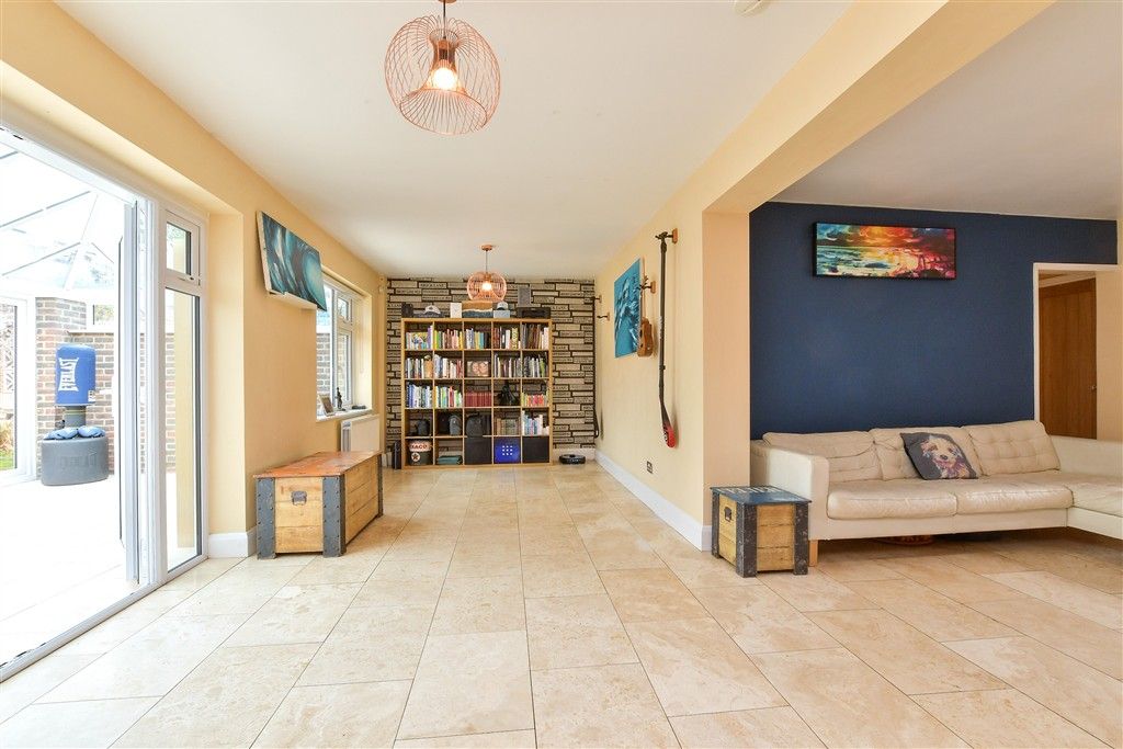 Property photo 2 of 14 Dining Area