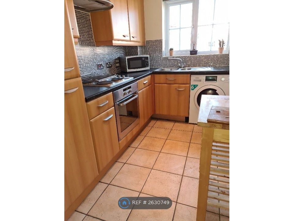 Property photo 3 of 11