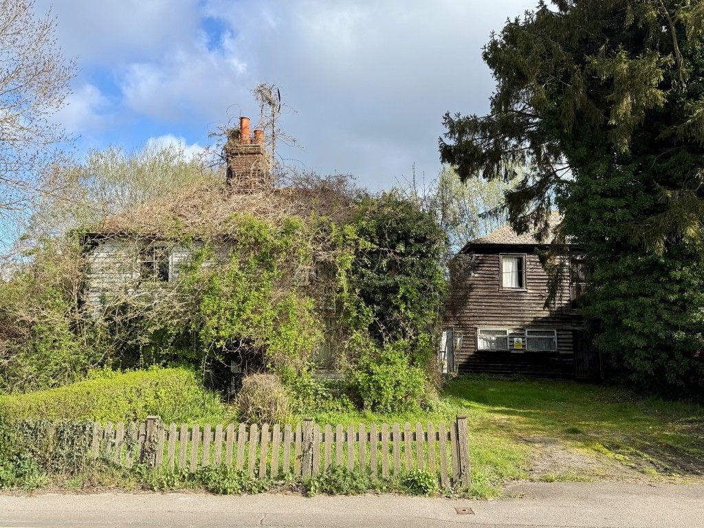 Property photo 1 of 7 Detached Cottage