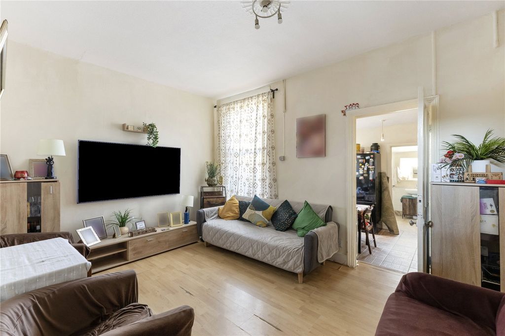 Property photo 2 of 9 Reception