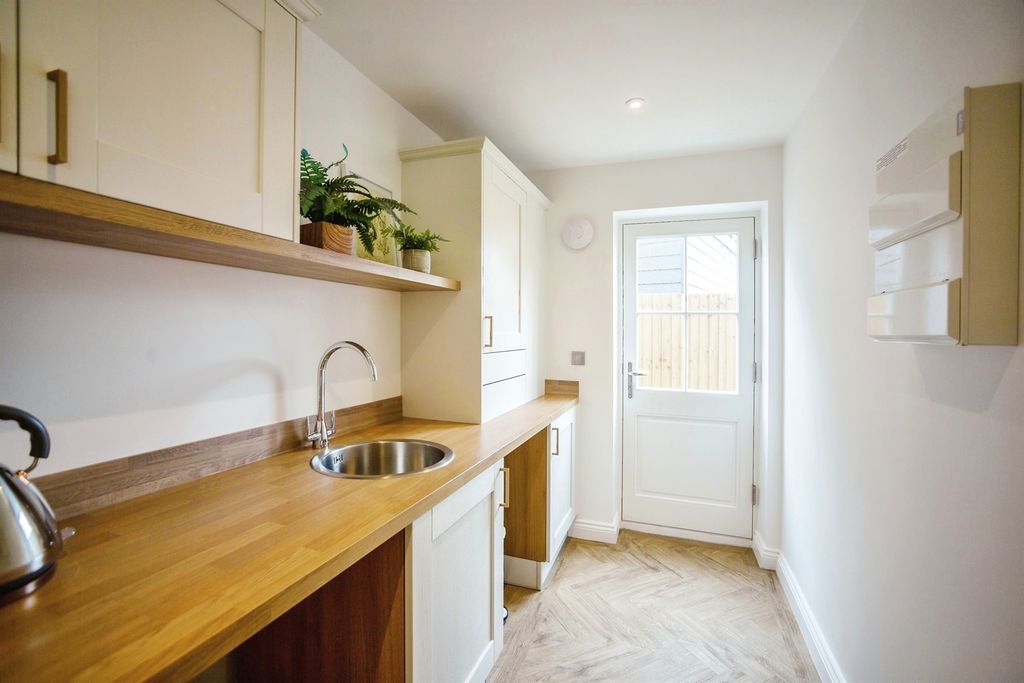 Additional image 8 of 5 bed detached house for saleRoundwell Park, Bearsted, Maidstone ME14