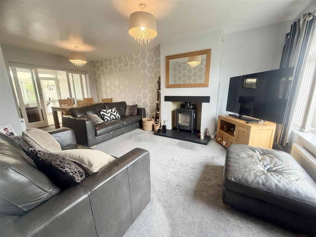 Property photo 3 of 29