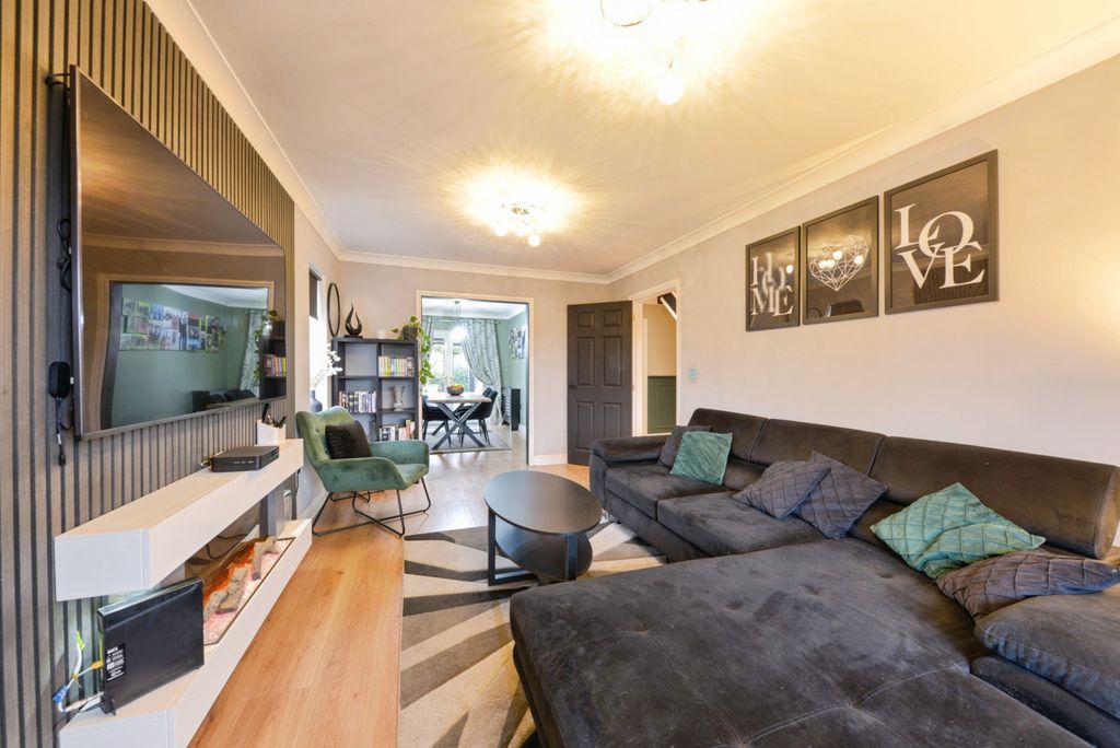 Additional image 5 of 4 bed detached house for saleRowan Crescent, Biggleswade SG18