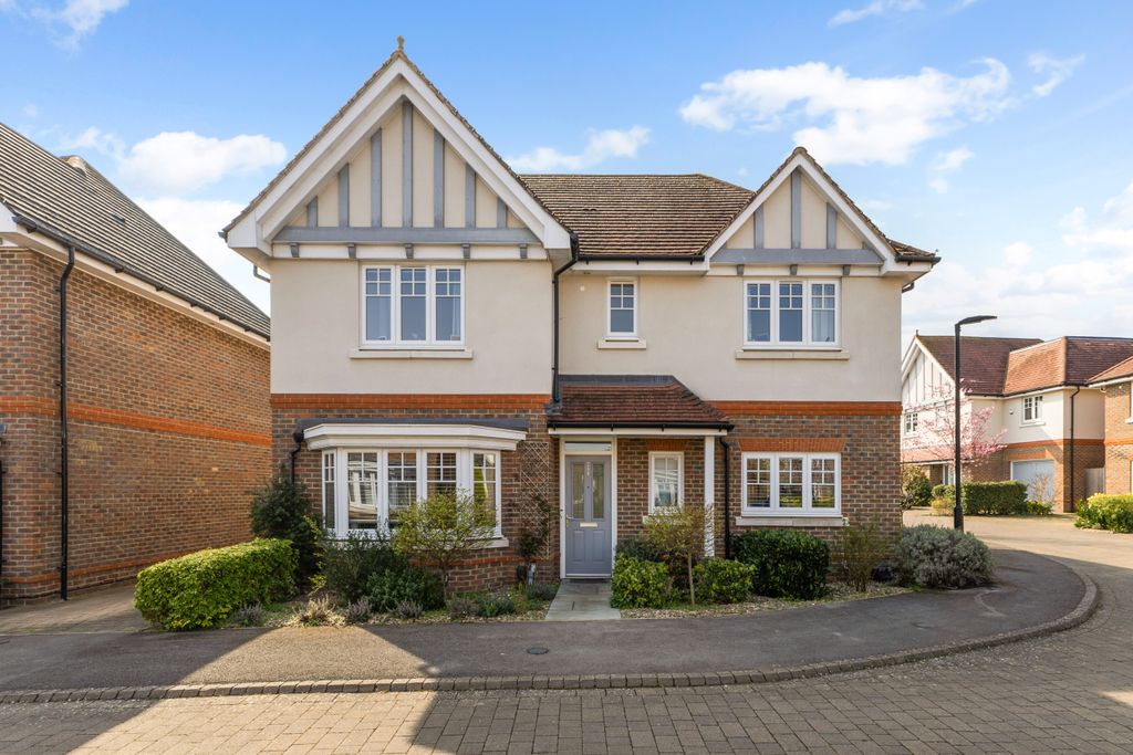 Property photo 1 of 12