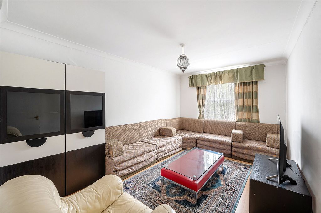 Property photo 2 of 7 Picture No. 04