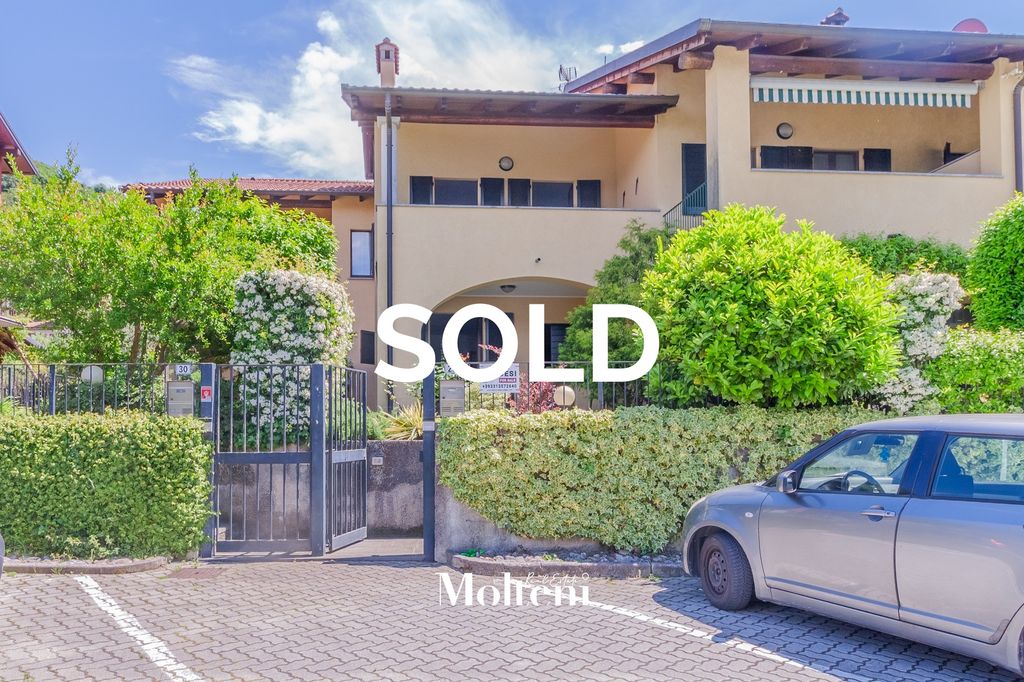 Property photo 1 of 42