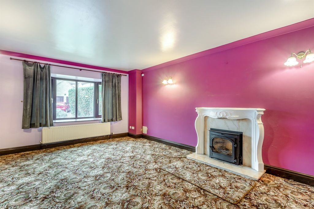 Property photo 3 of 14