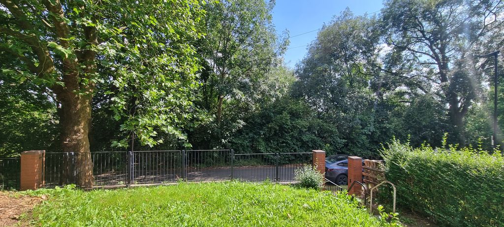 Property photo 3 of 15