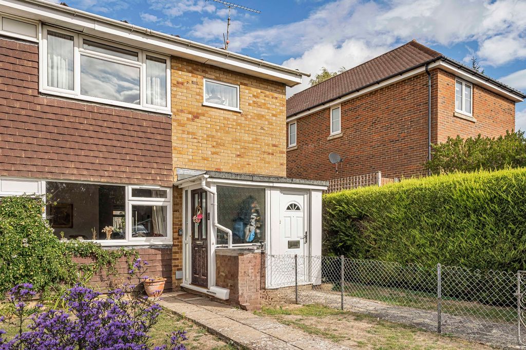 Property photo 1 of 12 Picture No. 02