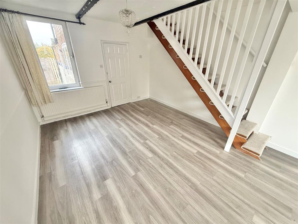 Property photo 3 of 9 Lounge Diner