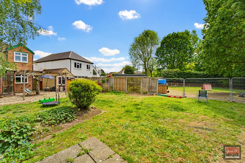 Property photo 3 of 16