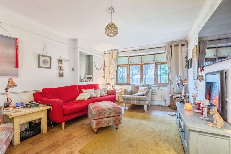 Property photo 2 of 8 Photo 2