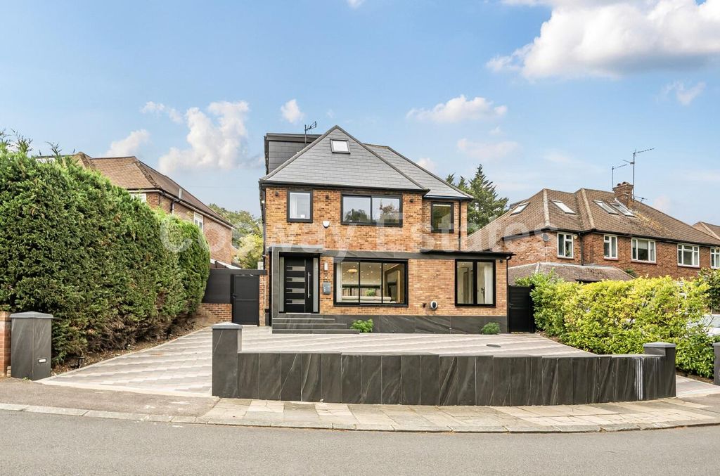 Property photo 1 of 20 cc7d81B2-76F9-4636-8025-0A825ee0072E.Jpg