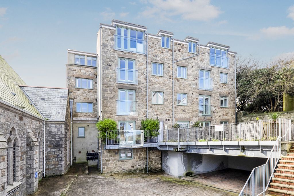 Property photo 1 of 20 Pbox-Img.Jpg