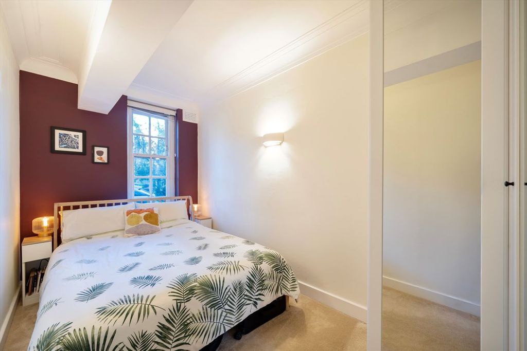 Property photo 3 of 6