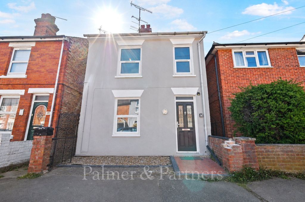 Property photo 1 of 10 External