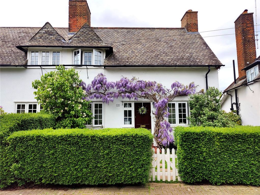 Property photo 1 of 9 External