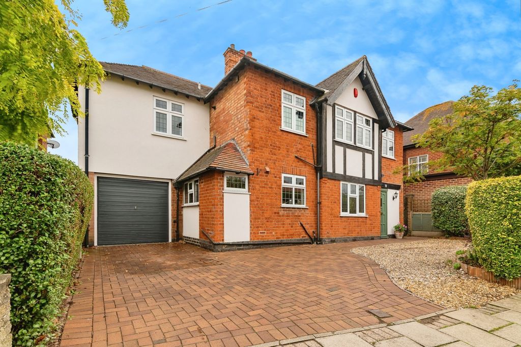 Property photo 1 of 36 Photo