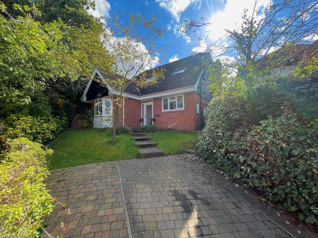Property photo 1 of 37