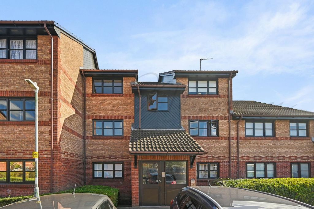 Property photo 1 of 10