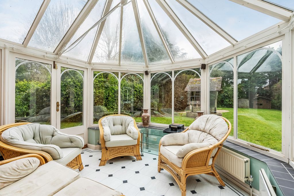 Additional image 7 of 4 bed semi-detached house for saleNewchapel Road, Lingfield, Surrey RH7