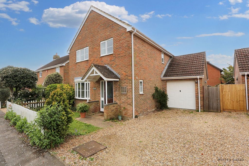 Property photo 2 of 14