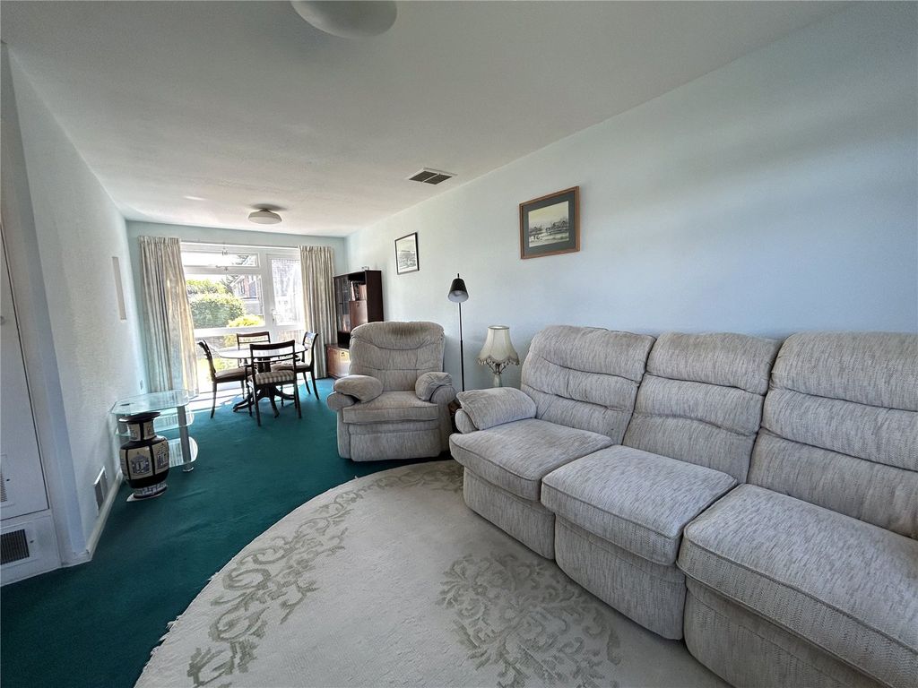 Property photo 2 of 10 Picture No. 09