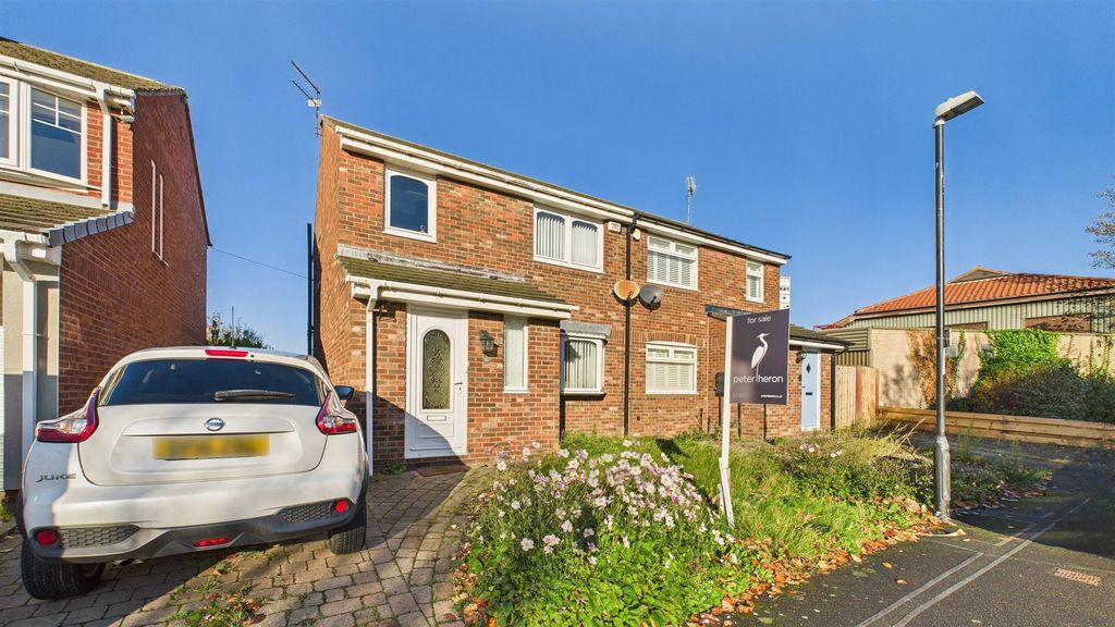 Property photo 1 of 13 Cam03169G0-Pr0114-Still015.Jpg