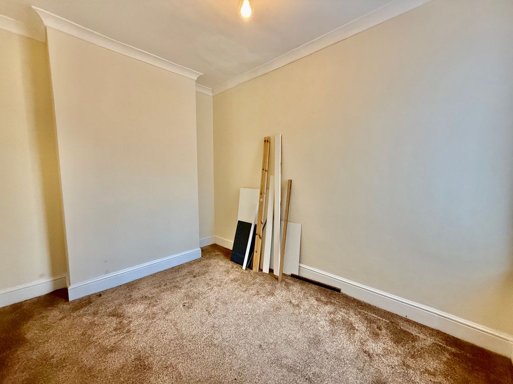 Property photo 3 of 11 Image