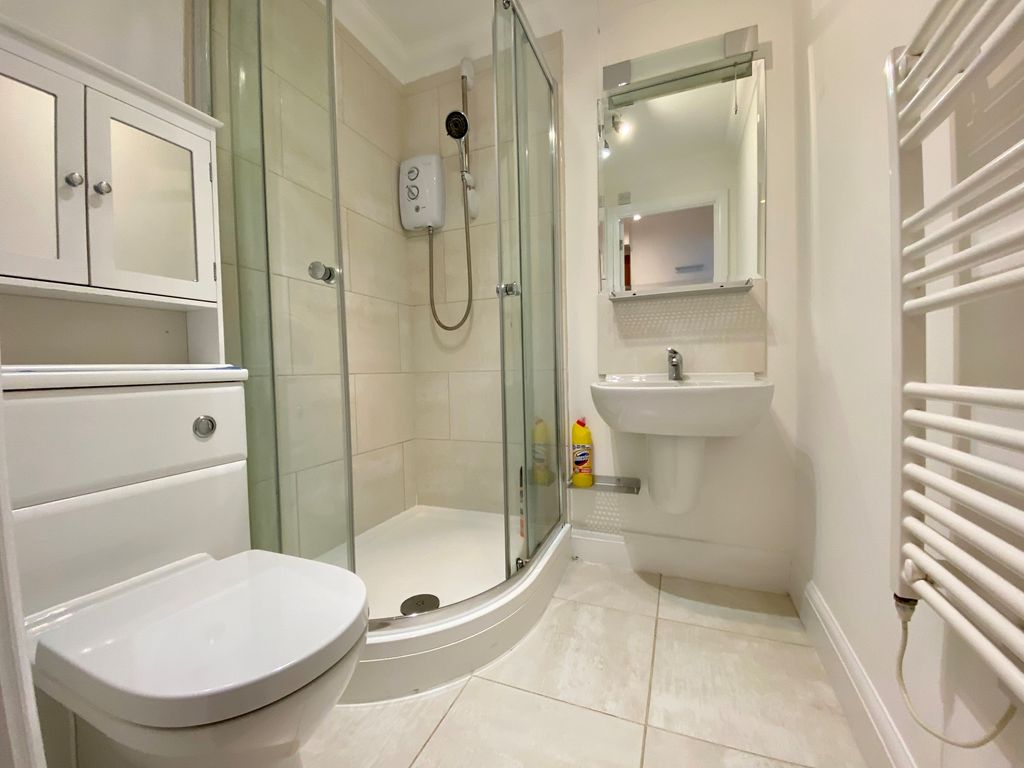 Property photo 3 of 3 Bathroom