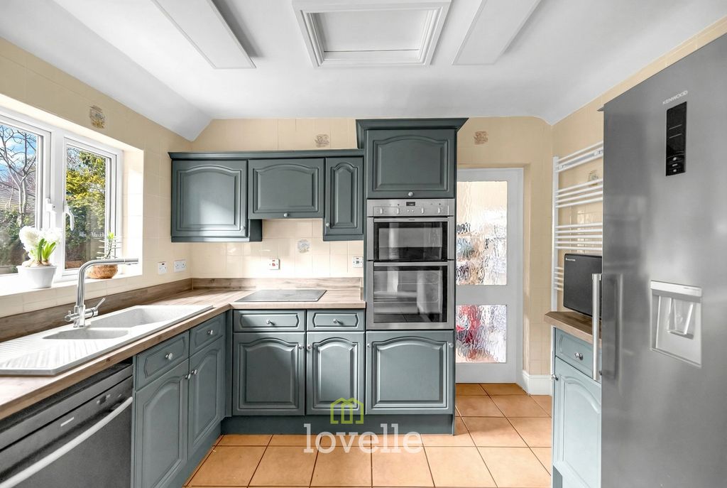 Additional image 17 of 7 bed detached house for saleAbbey Road, Grimsby DN32