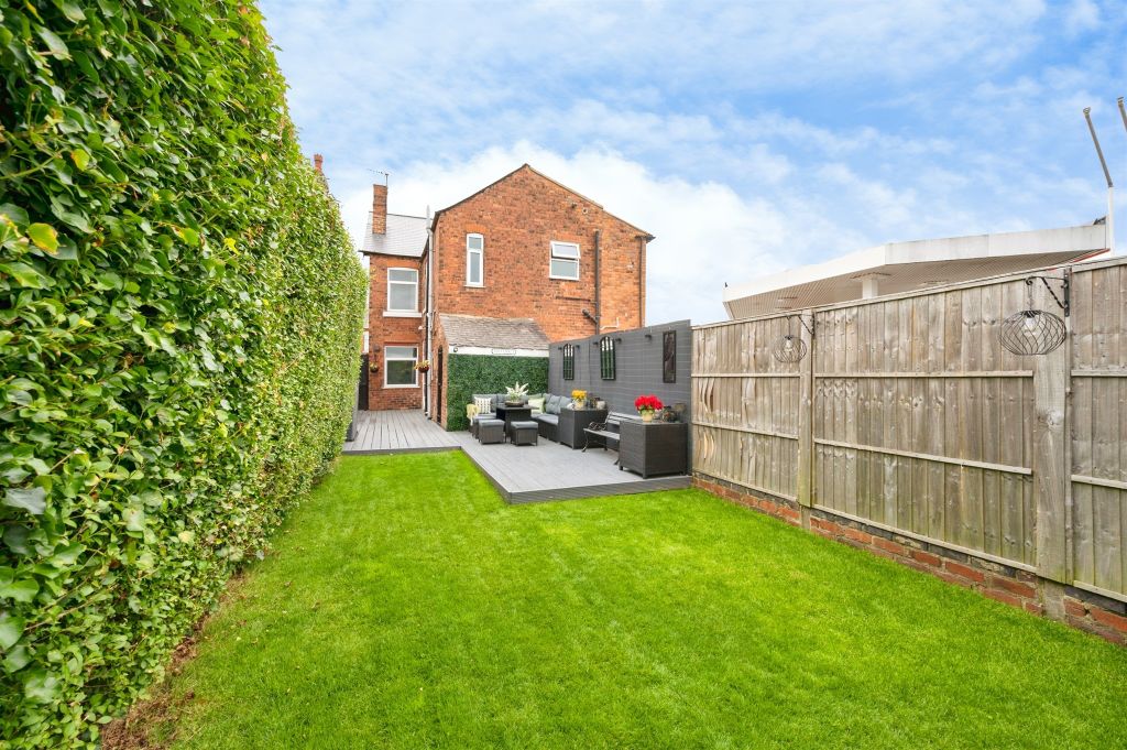 Property photo 2 of 24
