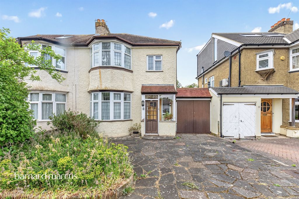 Property photo 1 of 26